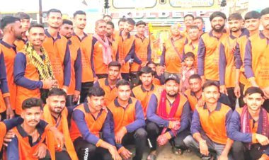 ઉનાથી કચ્છમાં આશાપુરા માતાના મઢે જવા ૪૦ યુવાનો સંઘે પદયાત્રાનો પ્રારંભ કર્યો