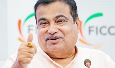 કારની જેમ હવે બસ માટે નવી ટોલ સિસ્ટમ આવશે : નિતીન ગડકરીએ જાહેરાત કરી