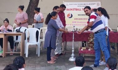 ભક્તકવિ નરસિંહ મહેતા યુનિ. દ્વારા બહેનોની આંતર કોલેજ બાસ્કેટબોલ, ખો-ખો સ્પર્ધા સંપન્ન- વિદ્યાર્થીનીઓમા રમત-ગમત અને ખેલકુદ પરત્વે ઋચિ કેળવાઇ 