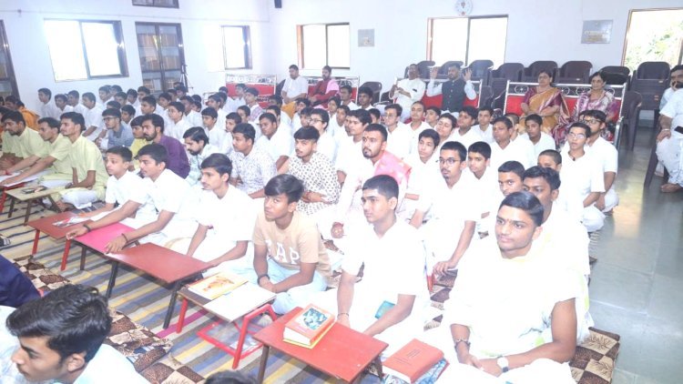 પદ્મપુરાણ અંતર્ગત ભાગવતના મહાત્મ્ય દ્વારા સંસ્કૃતનું સંવર્ધન આ વિષય ઉપર પાંચ દિવસની કાર્યશાળાનું ઉદ્ઘાટન કરવામાં આવ્યું