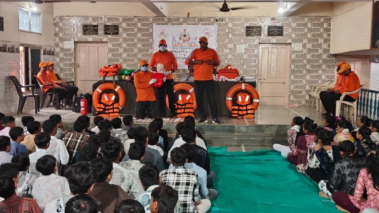 કેશોદ મામલતદાર કચેરી  અને એન.ડી.આર.એફ. ની ટીમ દ્વારા સ્કુલ સેફટી સેમિનારનું આયોજન કરાયું