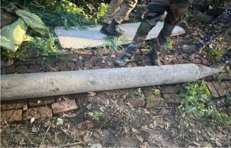 દાલ સરોવરની સાફસફાઈ દરમિયાન પાકિસ્તાની મિસાઈલનો કાટમાળ મળ્યો.