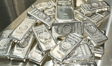 દેશભરમાં ચાંદીની તિવ્ર અછત : ભાવો સળગ્યા