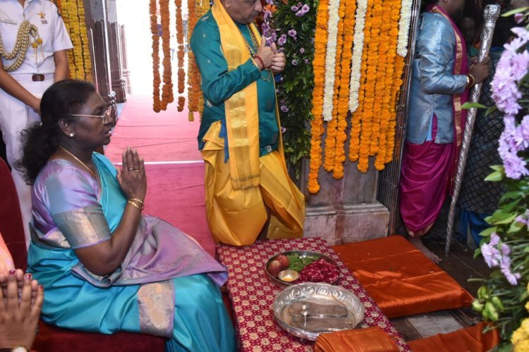 દ્વારકાધીશના દર્શન કરી ધન્યતા અનુભવતા રાષ્ટ્રપતિ શ્રીમતી દ્રૌપદી મુર્મૂ