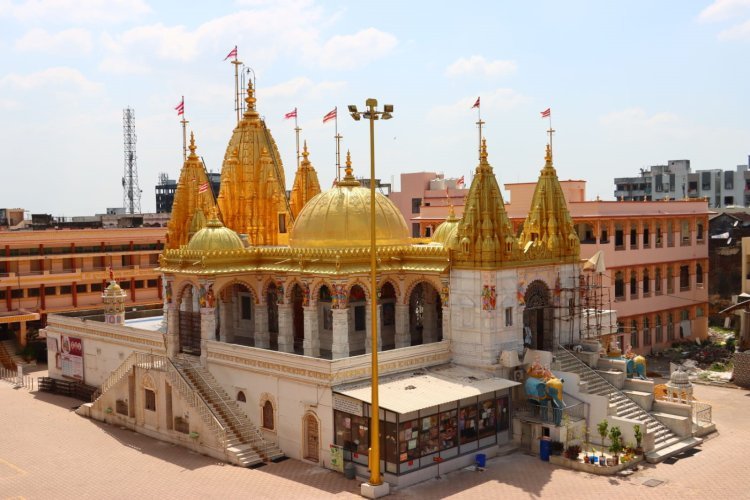 જૂનાગઢ સ્વામિનારાયણ મુખ્ય મંદિરે દિપોસવી પર્વની ઉજવણીનો પ્રારંભ