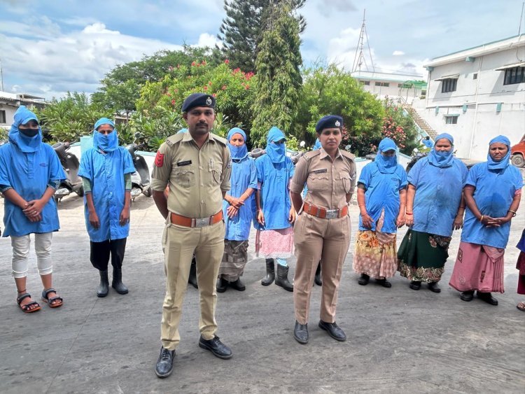 સીલ્વર સી ફૂડ કંપની ના વર્કર બહેનો માટે હાર્બર મરીન પોલીસ, સી. ટીમ દ્વારા જાગૃતિ સેમિનાર યોજાયો