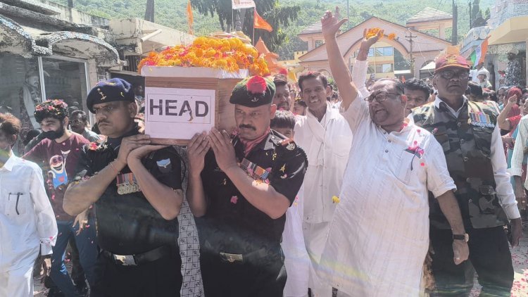 જૂનાગઢમાં શહિદ વિરની સન્માન યાત્રા યોજાઈ