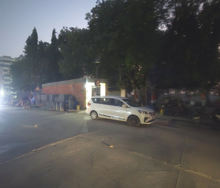 પીજીવીસીએલે કન્સ્ટ્રકશન કંપનીના વિજ મીટરના છેડા કાપી નાંખતા નરસિંહ મહેતા તળાવ વિસ્તારમાં અંધારાનું સામ્રાજ્ય : અક્ષમ્ય બેદરકારી