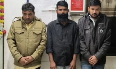 કુખ્યાત બંગલા ગેંગના ૩ સાગરીતો ૫ હથિયાર અને ૯૬ કારતૂસ સાથે ઝડપાયા - ૪ ફરાર