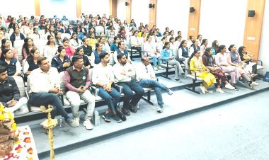 ડો.સુભાષ યુનિવર્સિટી ખાતે મહિલા ઉદ્યોગ સાહસિકતા વિષય ઉપર નિષ્ણાંત વ્યાખ્યાનનું આયોજન