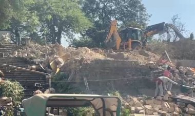 ભવનાથમાં સુદર્શન તળાવ પાસે ઓપરેશન ડિમોલીશન : ૬૦ જેટલા હથિયારો ઝડપાયા