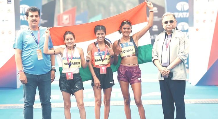 ગુજરાતની ખેતી બેન્કનાં બ્રાન્ડ એમ્બેસેડર નિરમા ઠાકોરે ટાટા મુંબઈ મેરાથોન ૨૦૨૬ માં રજત પદક જીત્યો