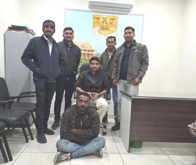 સગીર વયની કિશોરીના અપહરણની કોશિષના ગુનામાં નાસતો ફરતો આરોપી વેરાવળથી ઝડપાયો