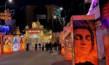 શિવરાત્રી મેળાને ભવ્ય બનાવવાના પ્રયાસમાં અનેક ત્રુટીઓ વાહન પ્રવેશ ઉપર સંપૂર્ણ પ્રતિબંધને પગલે શિવરાત્રીનો મેળો પરીક્રમાની માફક પદયાત્રી મેળો બની જાય તો નવાઈ નહીં !!!