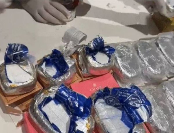 અમદાવાદ આંતરરાષ્ટ્રીય હવાઇઅડ્ડા પરથી 5કિલોથી વધુના હેરોઇનના જથ્થા સાથે એકની ધરપકડ