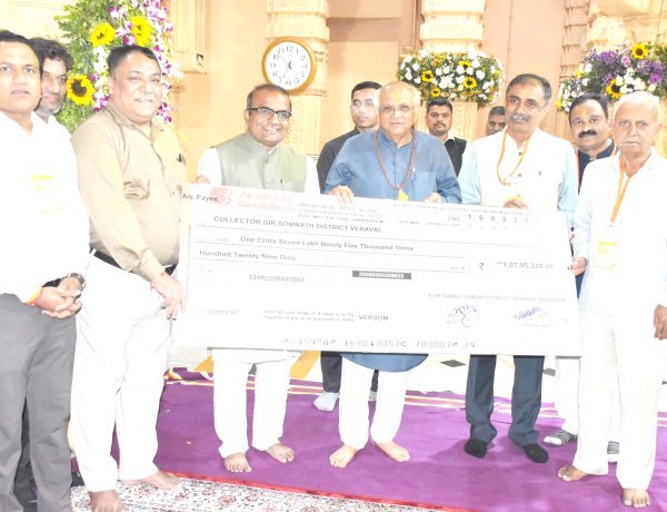 ભારતીય સંસ્કૃતિનાં પુનરૂત્થાન સમા સોમનાથ સ્વાભિમાન પર્વની ઉજવણી પછીની પહેલી મહાશિવરાત્રીએ સોમનાથ ધામમાં ભક્તિ અને સેવાનો અનોખો સુભગ સંયોગ રચાયો