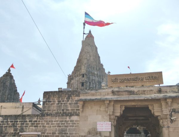 દ્વારકાધીશ જગતમંદિરે આજ મંગળવારથી વસંતઋતુના અનેરા વધામણા