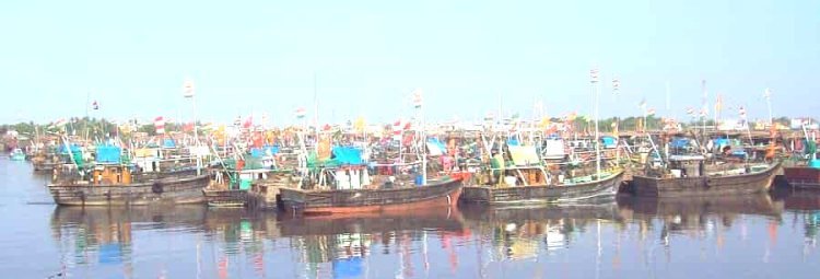 વેરાવળ ખાતે એક્સક્લુઝિવ ઇકોનોમિક ઝોન (EEZ)માં માછીમારી માટે એક્સેસ પાસની સુવિધા લોન્ચ થશે