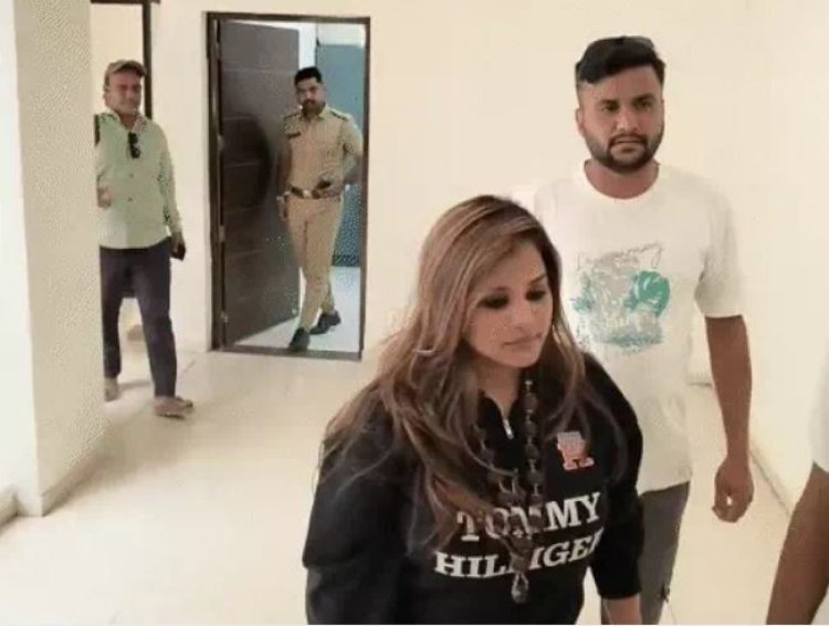 રૂા.20 લાખના ખંડણી કેસમાં કીર્તિ પટેલને જામીન મળ્યાના 24 કલાકમાં ભવનાથ પોલીસ સમક્ષ હાજર