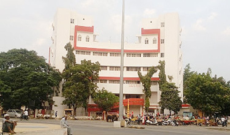 જૂનાગઢ શહેરમાં ગાંધીગ્રામ પોસ્ટ ઓફિસને બોમ્બથી ઉડાવી દેવાની ધમકી મળતા ભારે દોડધામ