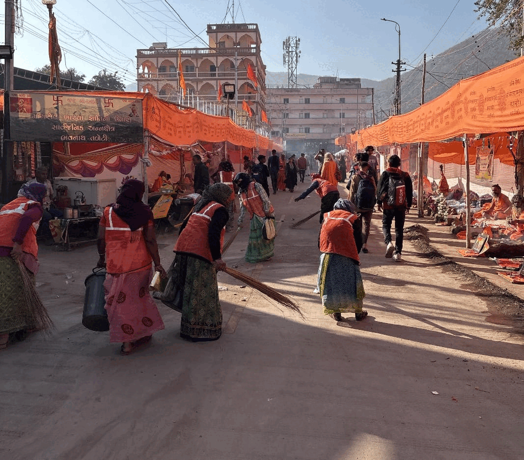 જૂનાગઢના મહાશિવરાત્રી મેળા બાદ તંત્ર દ્વારા ભવનાથમાં મહા સફાઈ અભિયાન સંપન્ન કરાયું