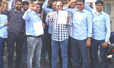 વીજળી (સુધારા) બિલ ૨૦૨૫ સામે વીજ કર્મચારીઓ અને એન્જિનિયરો દ્વારા દેશવ્યાપી વિરોધ પ્રદર્શનો