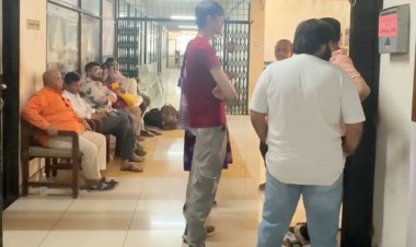 અંબાજી મંદિરનાં ભંડારમાં થયેલી દારૂ-ચિકન પાર્ટી અંગે તપાસનો ધમધમાટ : આજે બીજા દિવસે પણ નિવેદનો લેવાની કાર્યવાહી