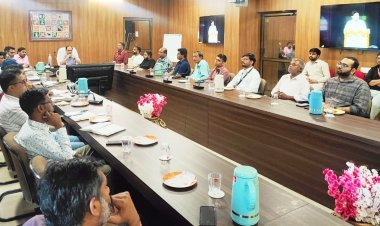 રાજકોટ ટપાલ વિભાગે ગ્રાહકોને પ્રીમિયમ સ્પીડ સેવા અંગે “ગ્રાહક સંમેલન” યોજી માહિતગાર કર્યા