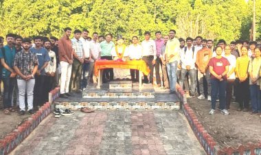 જૂનાગઢ સ્થિત વેટરનરી કોલેજમાં ‘શહીદ દિવસ’ની ભાવભીની ઉજવણી