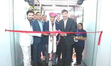 રાજકોટમાં ગોંડલ ચોકડી ખાતે વિનફાસ્ટ EV કારનાં શોરૂમનો શુભારંભ થયો