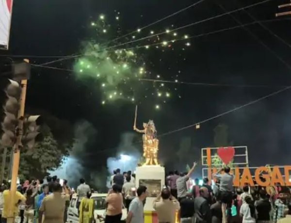 ભારતની શાનદાર જીતનો જૂનાગઢમાં જશ્ન : ફટાકડાની આતશબાજી સાથે ‘ચક દે ઈન્ડીયા’નાં નારા ગુંજી ઉઠયા