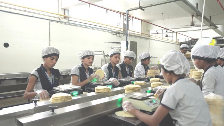 મહિલા સશક્તિકરણ ગોપાલ સ્નેક્સના નૈતિક મૂલ્યોનું પ્રતિબિંબ