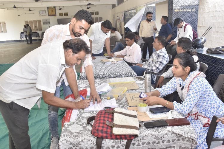 વંથલીના ઝાંપોદર ખાતે આયોજિત સેવાસેતુ કાર્યક્રમનો ૮ ગામના લોકોને લાભ મળ્યો