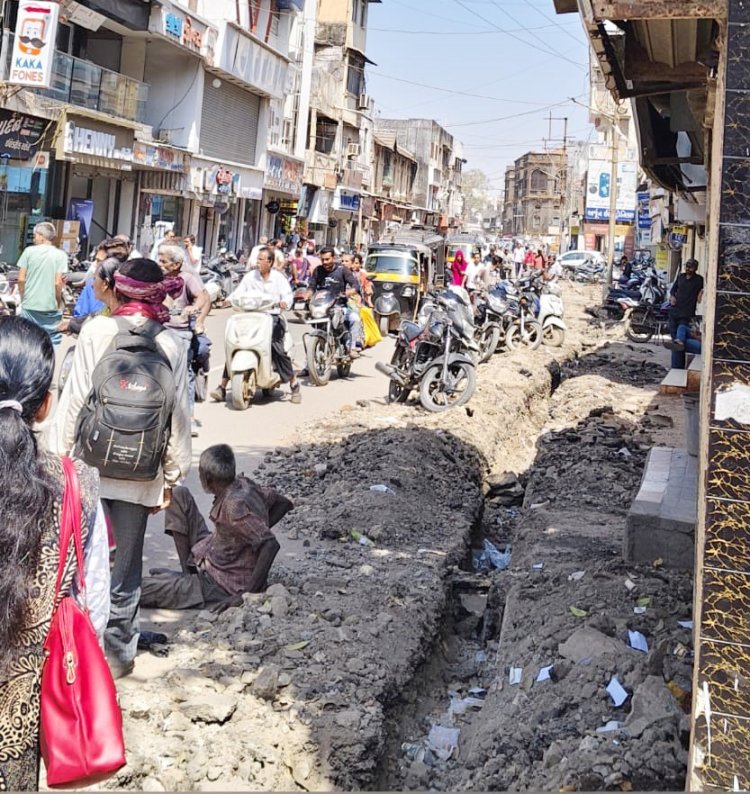 જૂનાગઢ મનપાનું રસ્તા ખોદો અભિયાન કયારે બંધ થશે ?