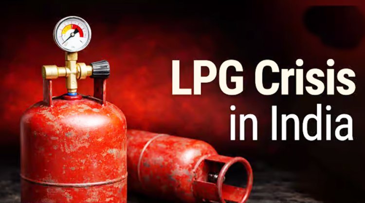 અનેક રાજયોમાં એલપીજી સંકટથી ફેકટરીઓ બંધ થઈ ગઈ : રેલ્વે સ્ટેશનોએ શ્રમિકોની ભારે ભીડ