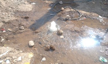 નંદનવન રોડ મઢુલી વિસ્તારમાં રસ્તાની કામગીરીમાં ગટર તથા પાણીની પાઈપલાઈનો તોડી નખાતા લોકો પરેશાન