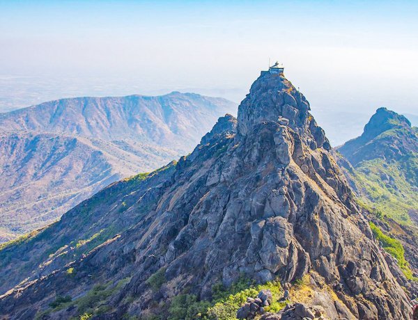 જૂનાગઢમાં ગિરનાર બચાવો અભિયાન : તા.ર૩ એપ્રિલે મહારેલીનું આયોજન