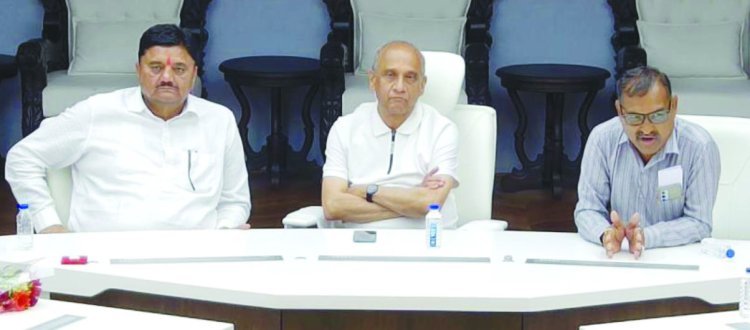 ખેતી બેંકનો વર્ષ ૨૦૨૫-૨૬નો આશરે રૂા. ૧૧૧ કરોડનો વિક્રમજનક નફો જાહેર કરતા બેંક્ના ચેરમેન ડોલર કોટેચા