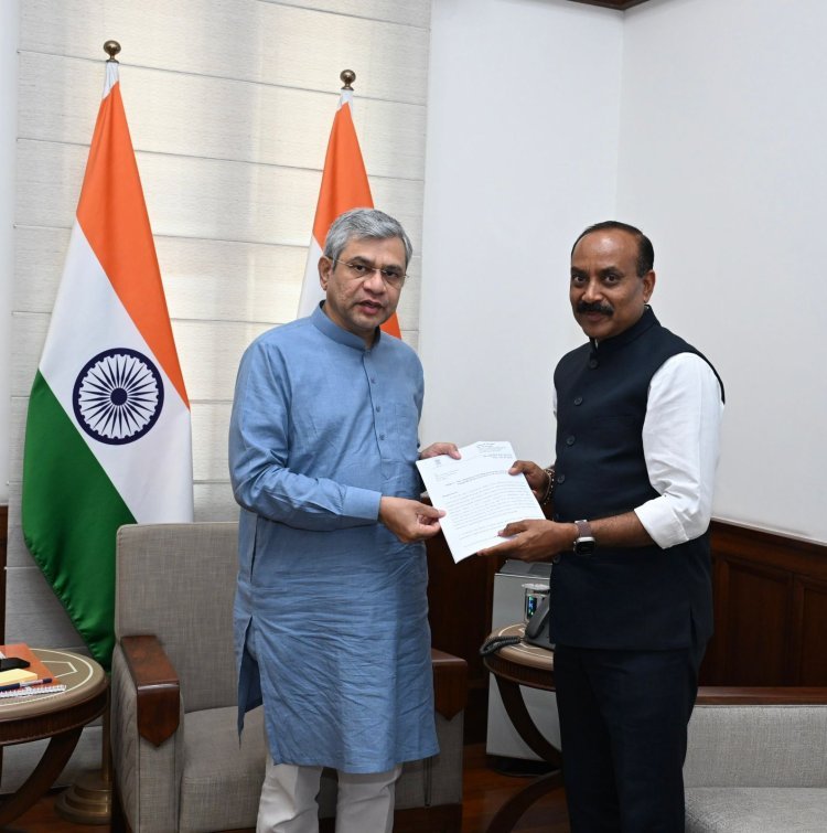 જૂનાગઢ શહેરને ફાટક મુક્ત બનાવવા ધારાસભ્ય સંજય કોરડીયાની કેન્દ્રીય મંત્રીને રજુઆત