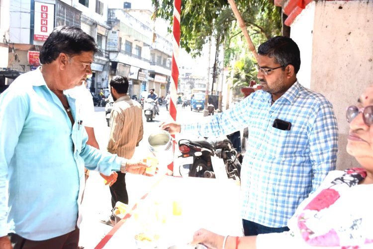 જૂનાગઢમાં સેવાભાવી સંસ્થા દ્વારા 185 લીટર વિનામુલ્યે ફુલ ઠંડી છાશ વિતરણ કરવામાં આવ્યું