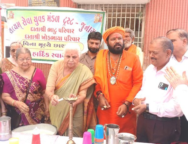 સત્યમ સેવા યુવક મંડળ દ્વારા કાળવા ચોક વિસ્તારમાં પાણીના પરબ ખાતે છાશ વિતરણ કેન્દ્રનો પ્રારંભ