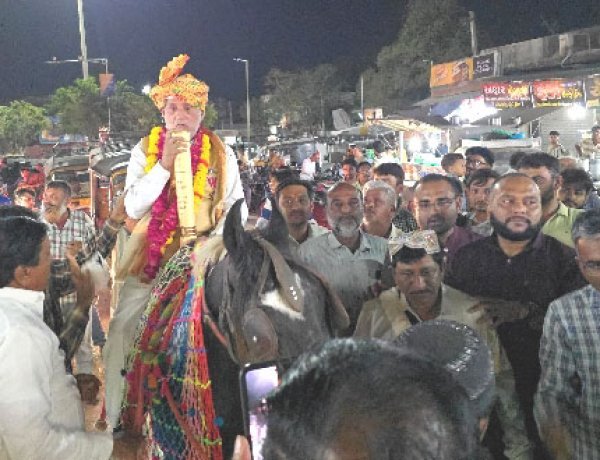 પદ્મશ્રી  હાજી કાસમ મીર હાજીભાઈ રમકડુંનું જૂનાગઢ ખાતે શાનદાર સ્વાગત કરાયું