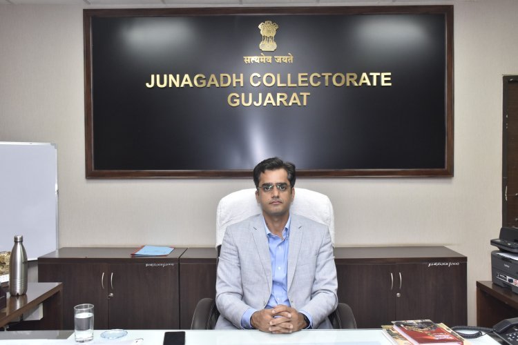 જૂનાગઢ જિલ્લાના નવનિયુક્ત કલેકટર યોગેશ ચૌધરીએ પદભાર સંભાળ્યો