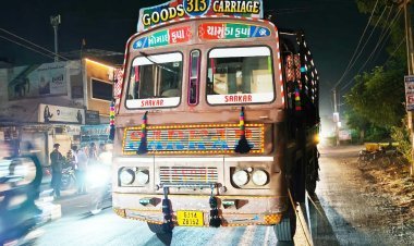 ઉના-ગીરગઢડા રોડ ઉપર  અકસ્માતમાં જમાઈની નજર સામે સસરાનું ગંભીર ઈજા થવાથી મૃત્યું 