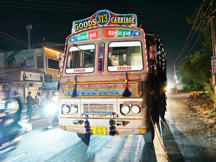 ઉના-ગીરગઢડા રોડ ઉપર  અકસ્માતમાં જમાઈની નજર સામે સસરાનું ગંભીર ઈજા થવાથી મૃત્યું 