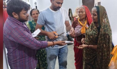 માંગરોળના હુસૈનાબાદ પાસે હાઈવે બંધ થતાં અટવાયેલા આશરે 900 યાત્રિકોની વહારે આવ્યું વહીવટી તંત્ર
