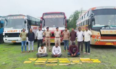 એક સરખી નંબર પ્લેટ લગાડી ટેકસ ચોરી કરવાનાં કૌભાંડનો પર્દાફાશ : રૂા. ૧.પપ કરોડથી વધુ કિંમતનાં ૧૧ વાહનો કબ્જે