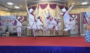 જૂનાગઢ જિલ્લા કક્ષા કલા મહાકુંભ કાર્યક્રમ અંતર્ગત અમલીકરણ સમિતીની બેઠક યોજાઈ