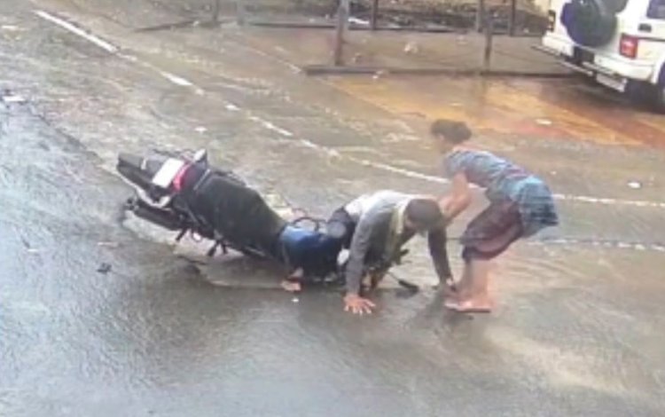 જૂનાગઢમાં રસ્તાનાં કામોમાં બેદરકારી દાખવનાર બે એજન્સીને કમિશ્નરે દંડ ફટકાર્યો