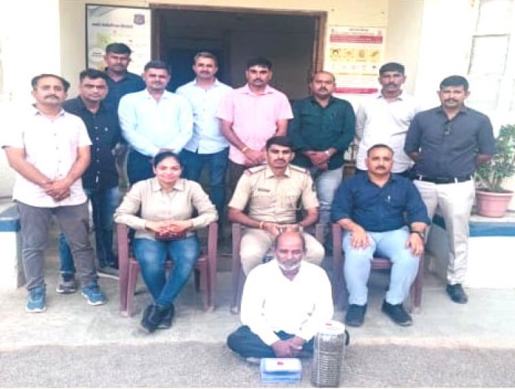 ગીરગઢડા તાલુકાના ઝુડવડલી ગામની સીમમાં ગાંજા સાથે એક શખ્સ ઝડપાયો